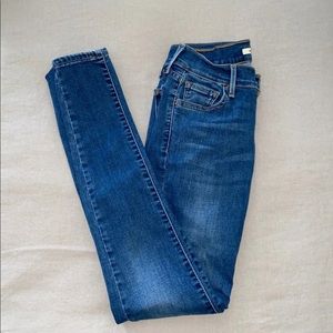 Levi’s 710 Super Skinny